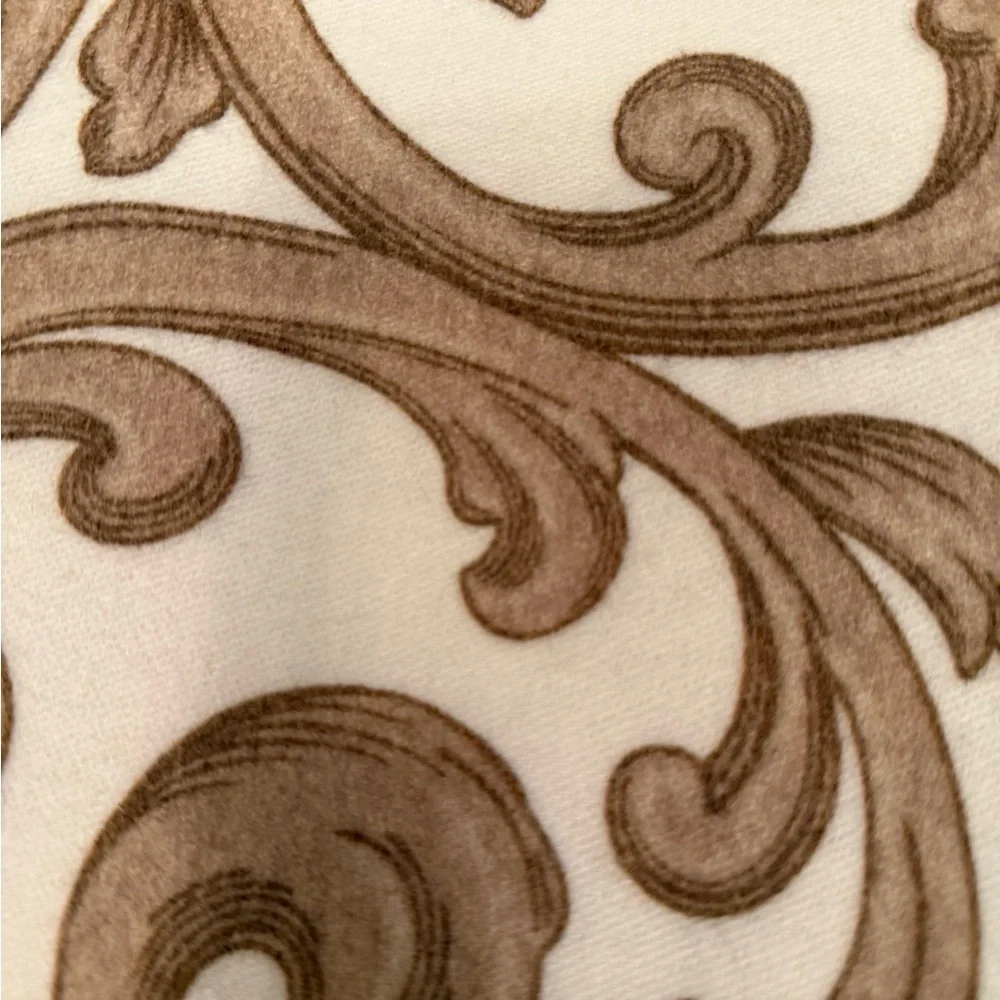 Stefano Ricci Cream and Brown Scroll Throw